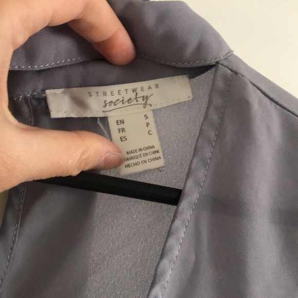 2/$15 urban planet lavender blouse - Picture 3 of 3